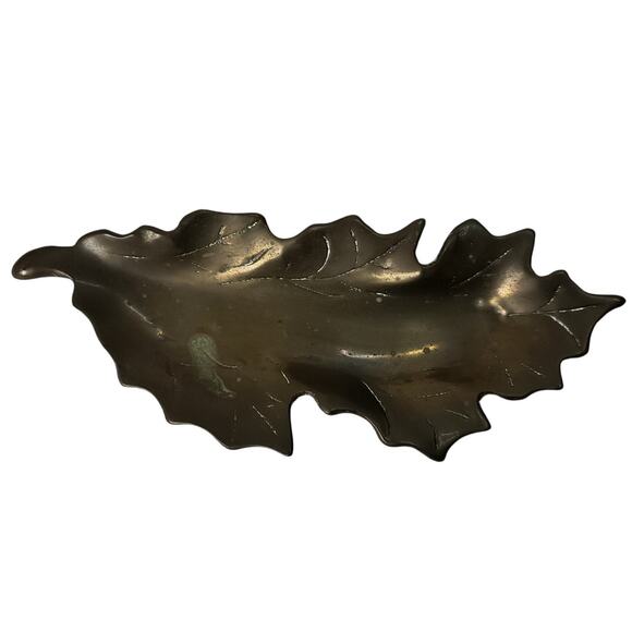 Vintage Cast Solid Brass Oak Leaf Dish Tray Trinket Keys Jewelry Holder - Picture 2 of 10